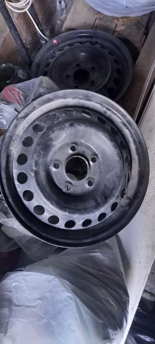 Диск R15 новый 5×114,3