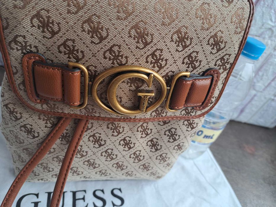 дамска раница,GUESS кафява чанта,гес