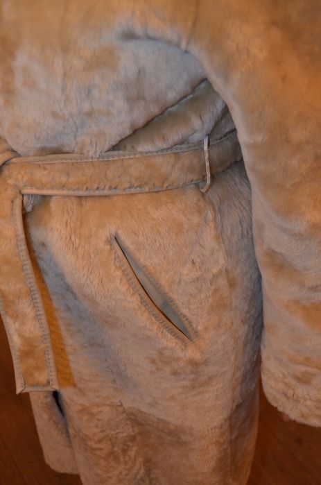 Продам мутоновую шубу