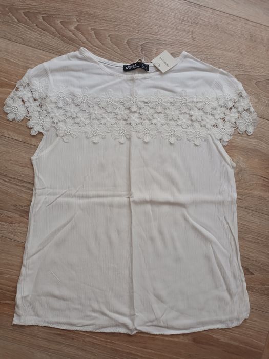 Нова бяла блуза с къс ръкав размер S