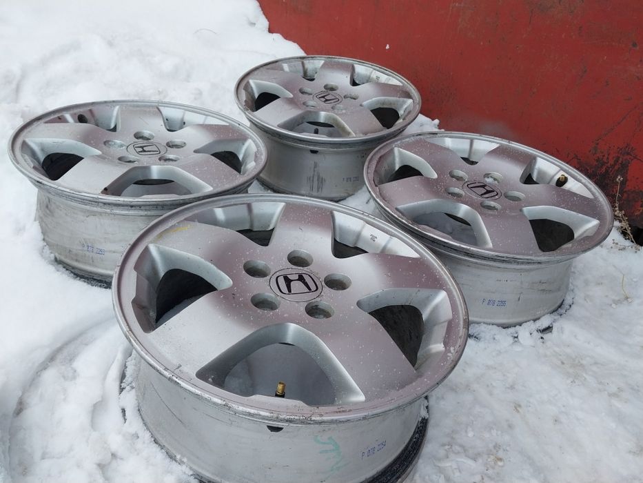 Диски R16 оригинал. Разболтовка 5 114.3.