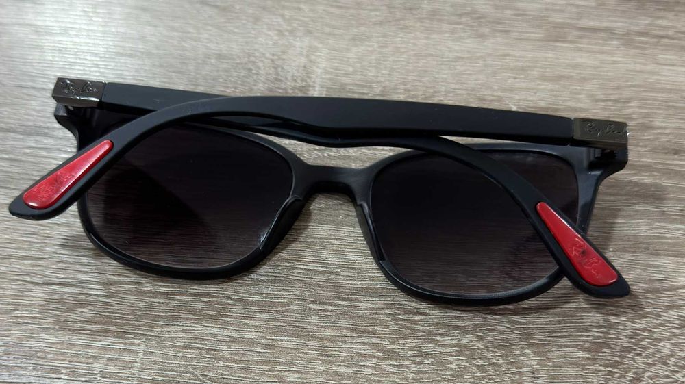 Слънчеви очила Ray ban RB4297