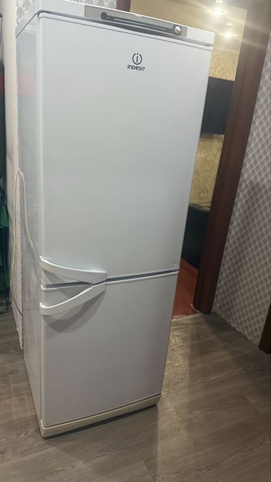 Холодильник 20 000тг