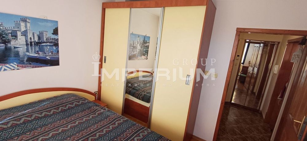 Дава се под наем Двустаен апартамент в Варна, Левски - 60 кв.м за 484.5 € - Снимка #1