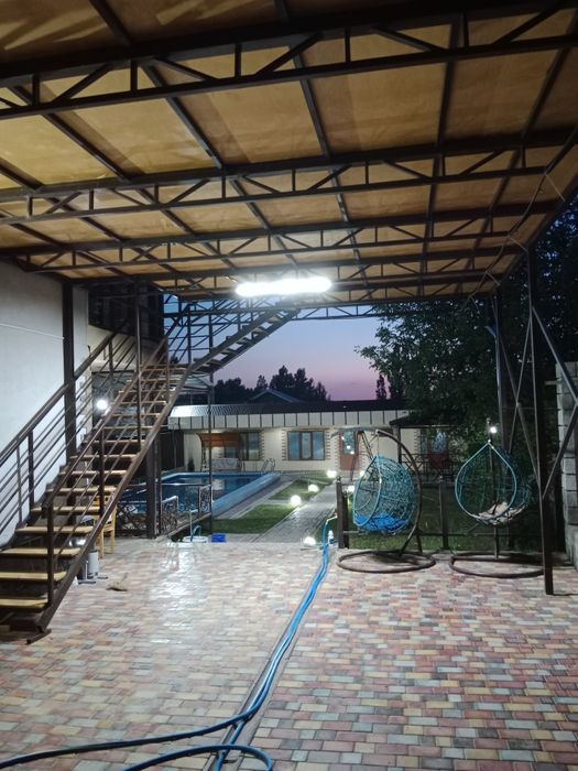 Айна Коттедж Біркөлік