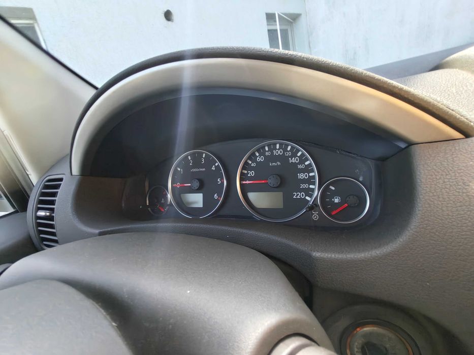 Nissan pathfinder 2005