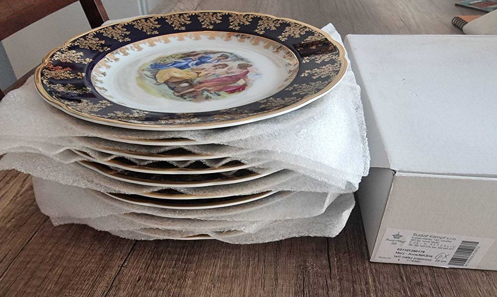 Чешки Порцелан LAVENDER: Бохемия Трите Грации - Нови Чинии - 20 Броя