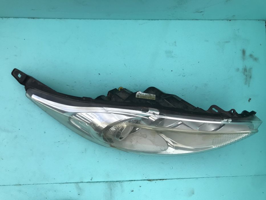 Фар Форд Фиеста / Ford Fiesta 2008-2012г