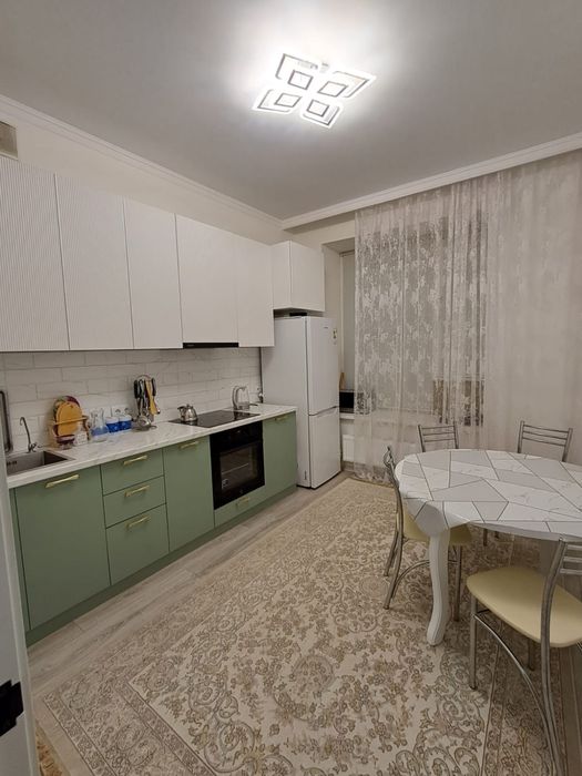 Сдам 2х комн квартиру