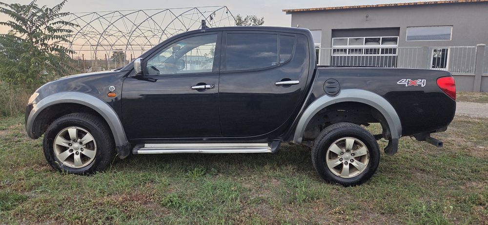 Mitsubishi l200 climatronic  4x4