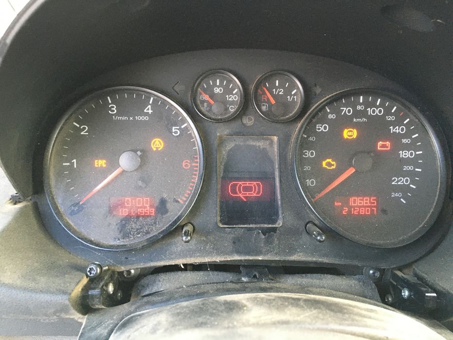 Ceas Ceasuri Bord Audi A2 1.4 1.6 Benzina EUROPA