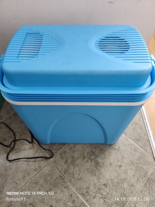 Хладилна чанта-електрическа.