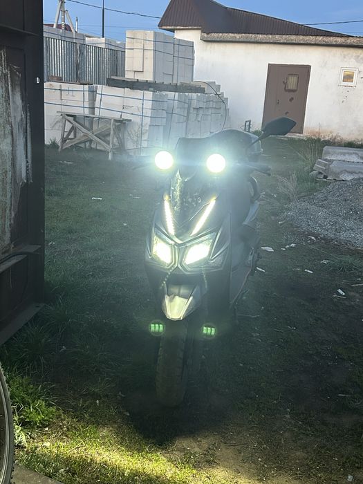 Продам мопед скутер