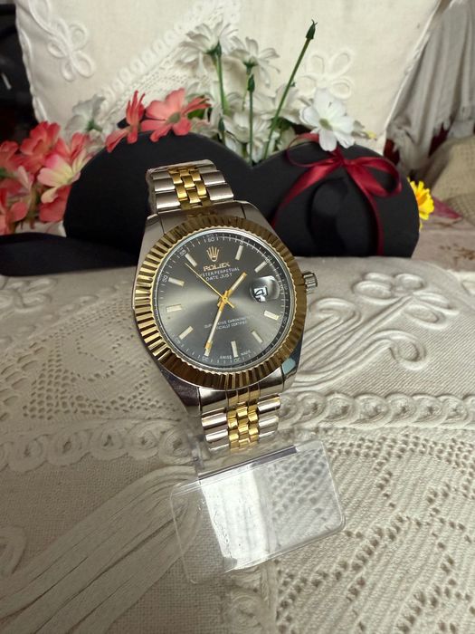 Часовници Rolex р.
