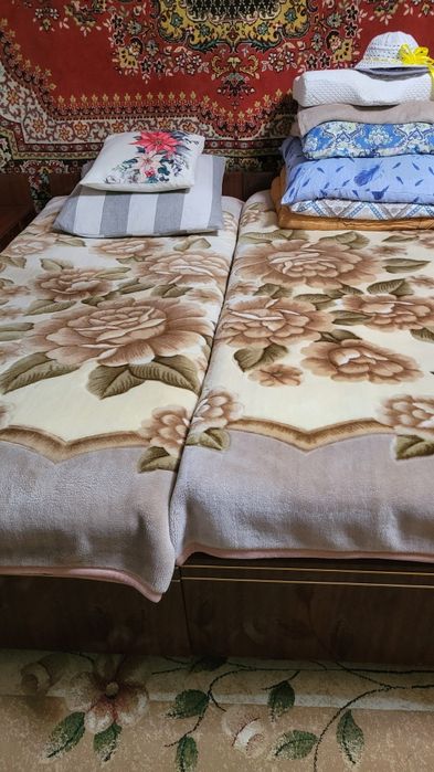 Спальный гарнитур