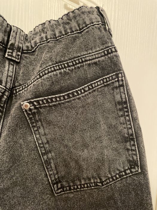 Blugi in stare excelenta