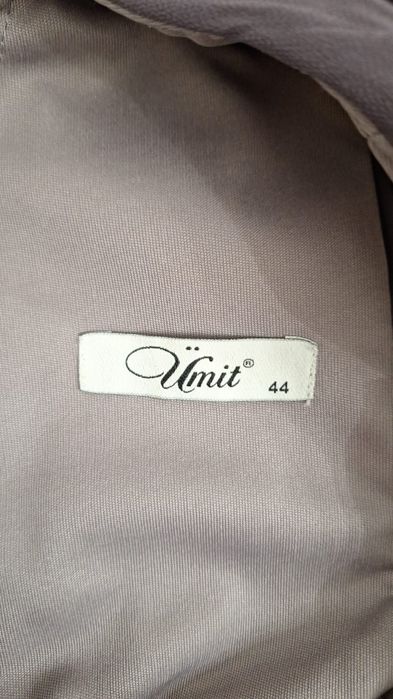 Продам платье нарядное вечернее