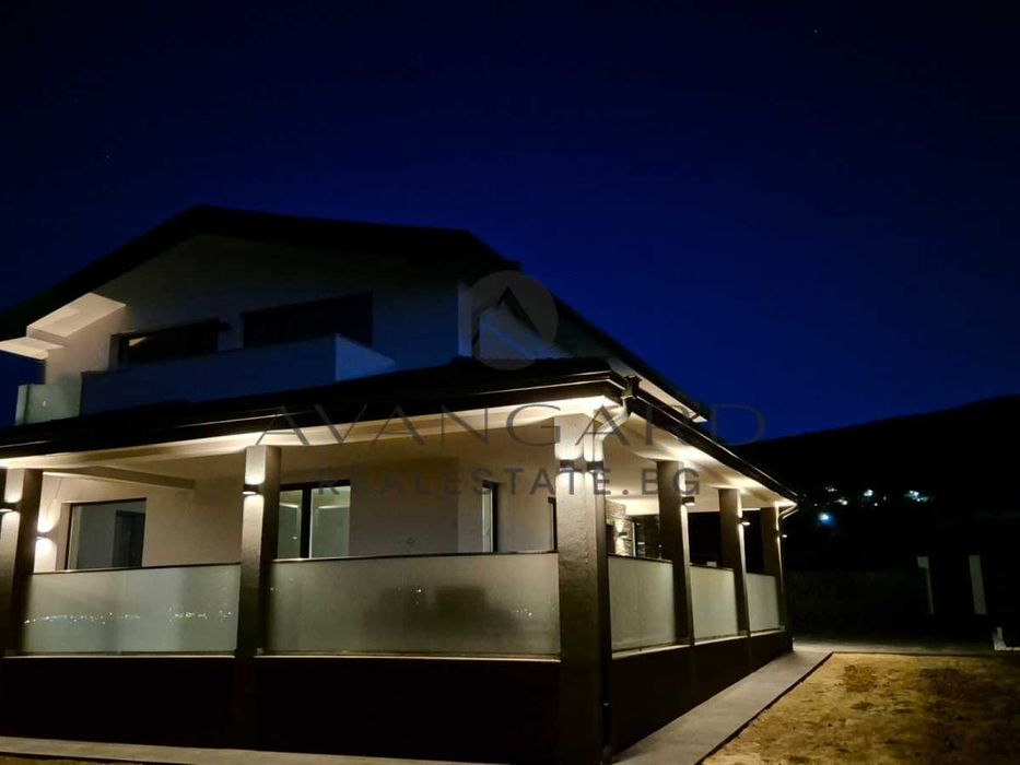 Продава се Къща в с. Брестник, Област Пловдив - 280 кв.м за 1039 €/кв.м - Снимка #4