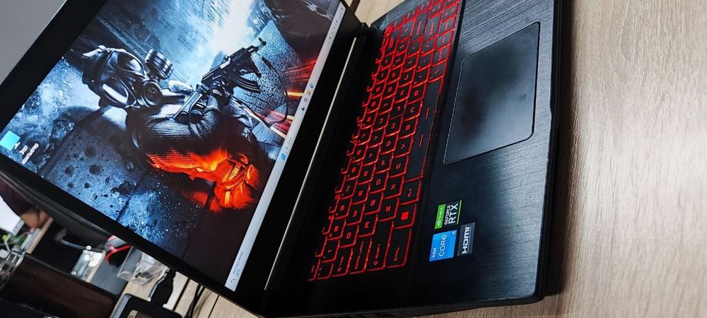 Msi  gaming noutbuk notebook ноутбук srochna sotiladi