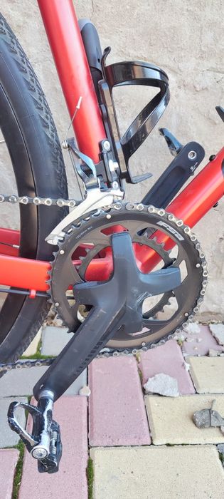 Гревел Giant Revolt 1,