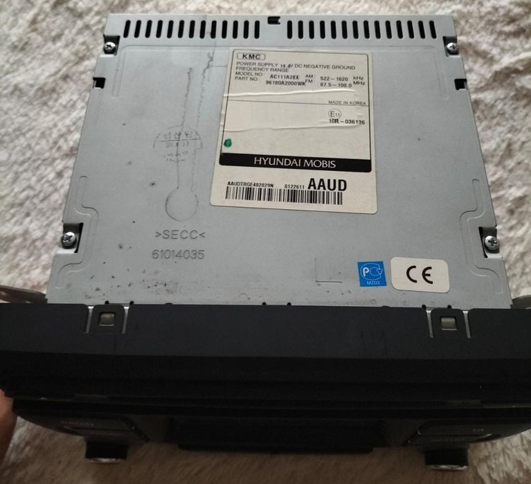 Продам автомагнитолу