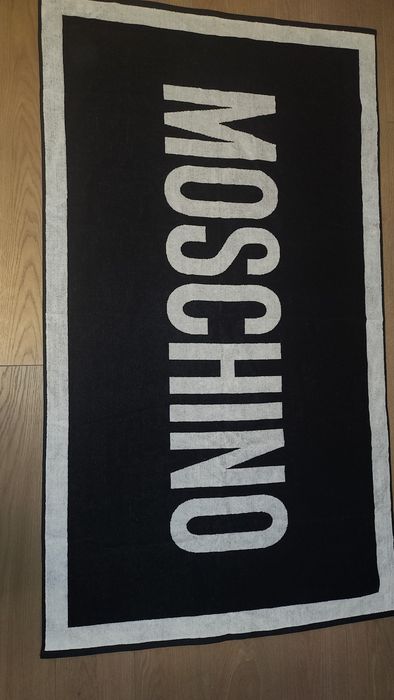 Луксозни плажни кърпи/хавлии Armani,Diesel, Moschino