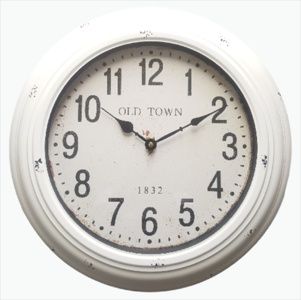 Часовник в ретро стил.