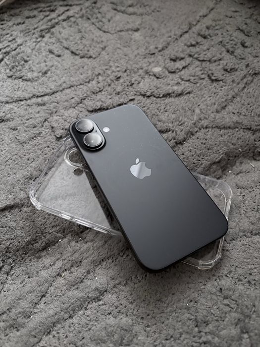 iPhone 16 с гарантией
