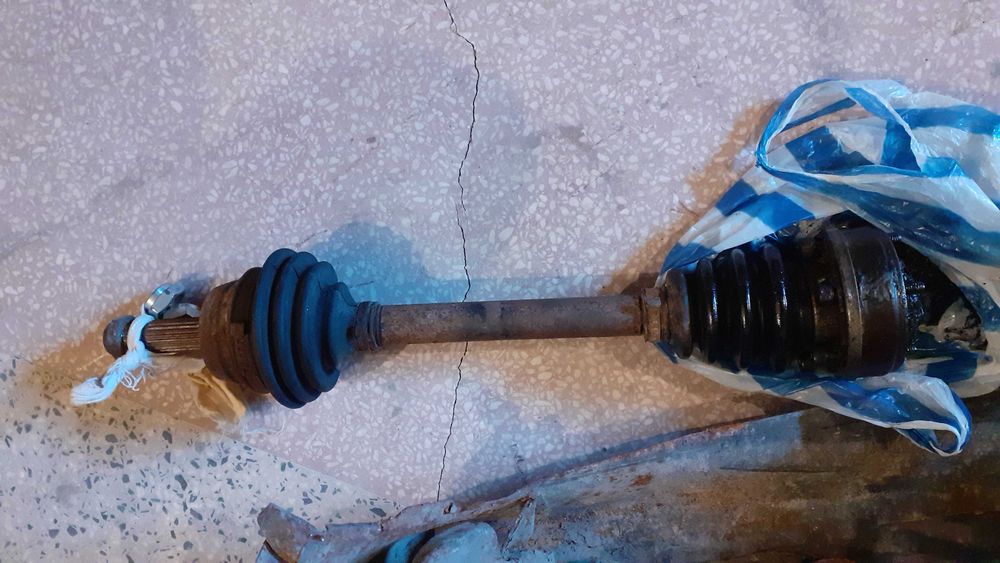 К-т каре с полуоска за VW