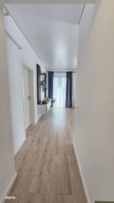 2 Camere, Bloc Nou, 2 Balcoane, Liber 132.999 Euro
