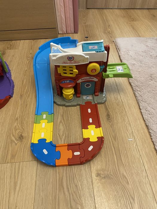 Statie de pompieri VTech Tut Tut Baby Flitzer.