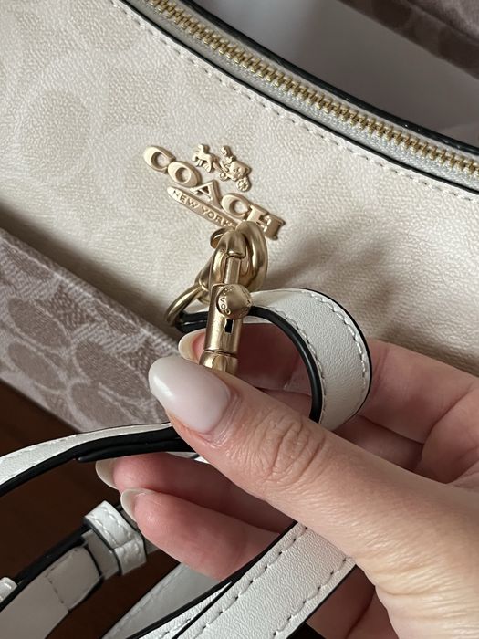 Geanta de umar Coach