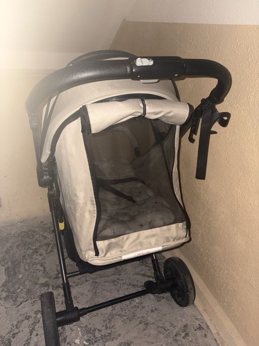 Коляска детская прогулочная