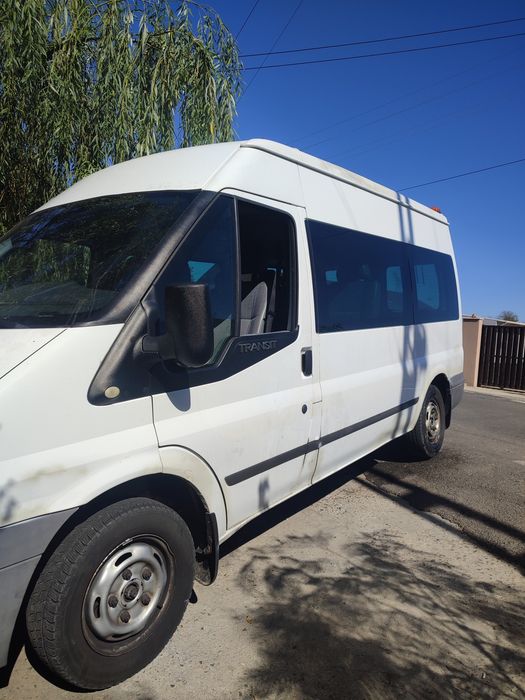 Ford transit motor 22 an fabricație 2014 prețu cu climă   6e