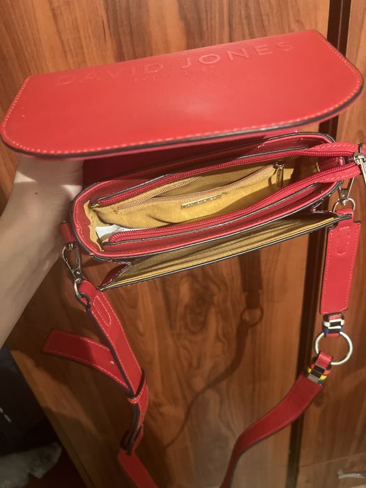 Сумка красная, DAVID JONES 1987