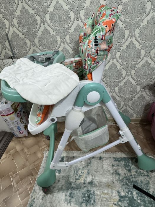 Продам стульчик для кормления Skillmax