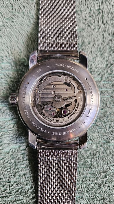 Часовник  ZEPPELIN  автоматичен