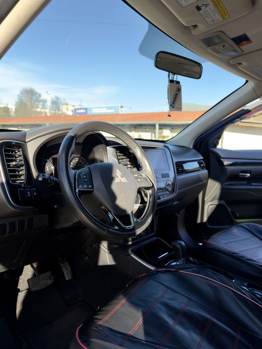 Mitsubishi Outlander 2019 2.4 бензин+газ, 106 000 км, CarPlay, камера, обслужен