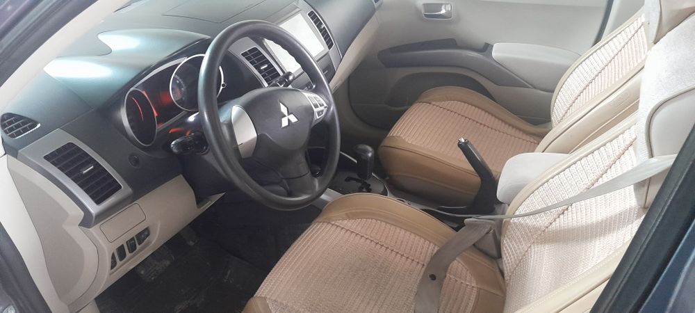 Продаю кроссовер Mitsubishi Outlander 2008 г.в.