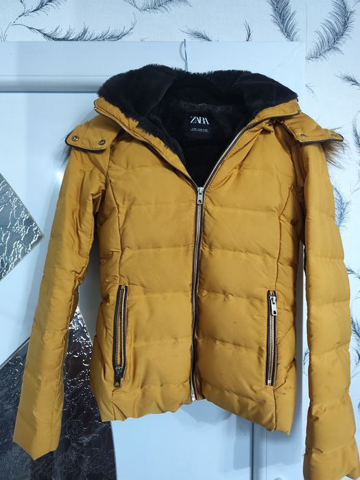 Geaca zara impecabila