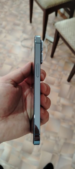 Продам айфон 13 про