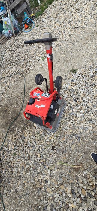 Placa vibratoare reversibila Ammann APR 22/40 HA (Diesel Hatz) - An 2021, 127 kg