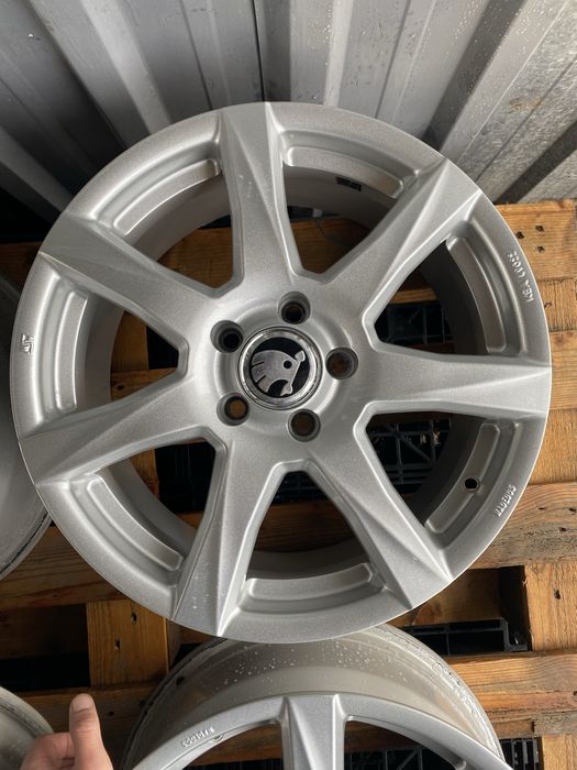 17 цола 5 х 112 мм Мерцедес , Ауди , Шкода , Фолксваген , VW