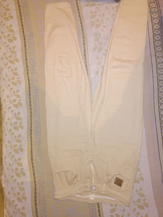 Женские брюки размера S