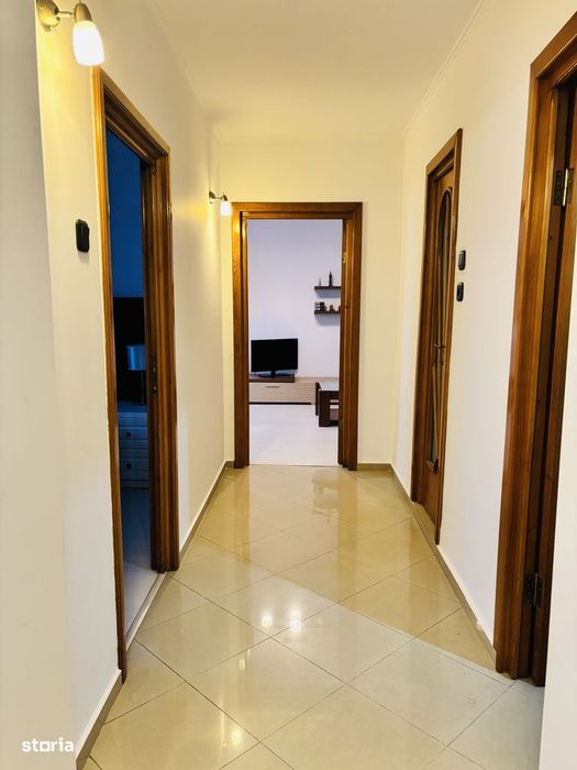 Proprietar, 2 camere Tineretului ,mobilat, utilat , loc de parcare
