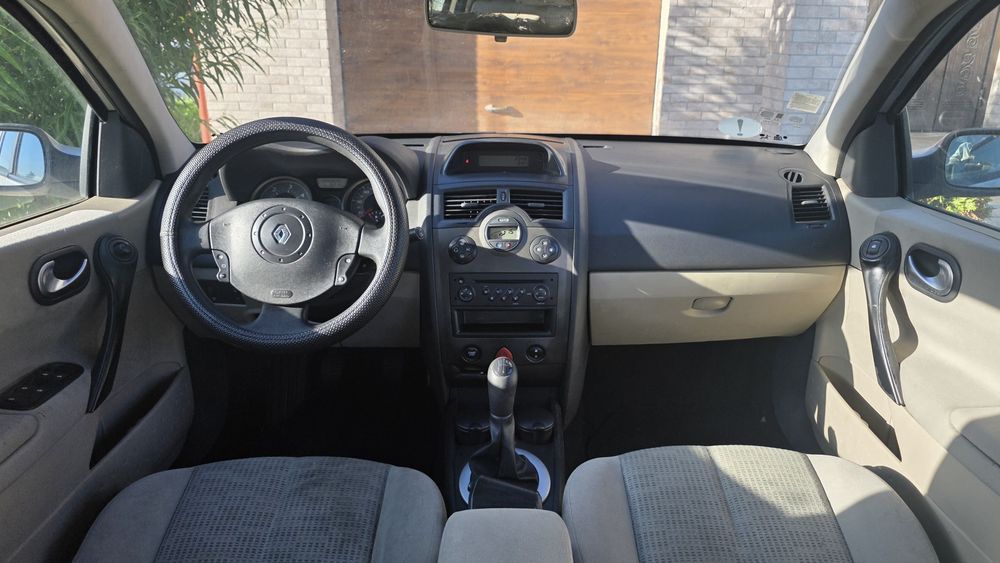 Vând Renault Megane 2 Facelift  1.5 dCi