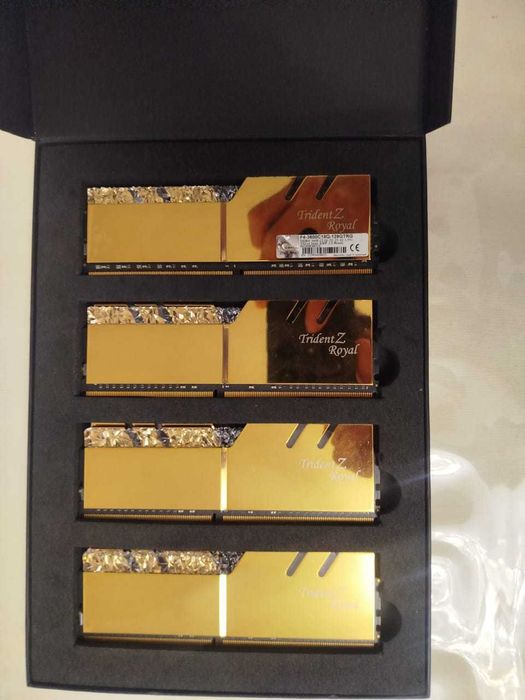 Продаю RAM DDR4 32Gb*4 / SAMSUNG RAM DDR5 sodimm 8Gb*2