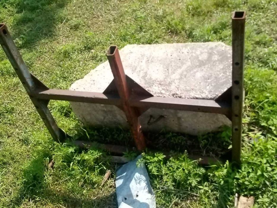 Трактор с косилкой