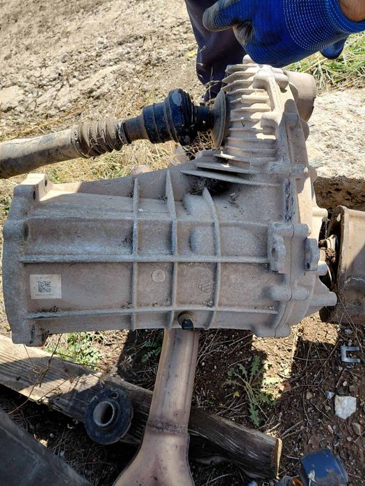 Раздатка за Vw Tuareg 3.0dizel 239ks 2012god