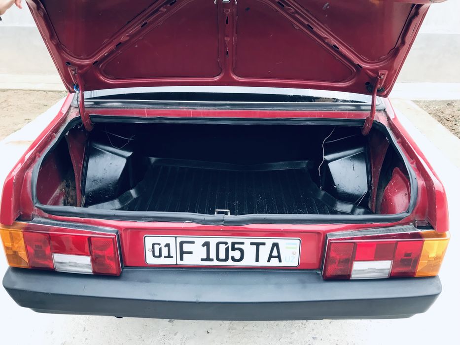 Lada vaz 21099 Qizil benzin gaz qoyilmagab